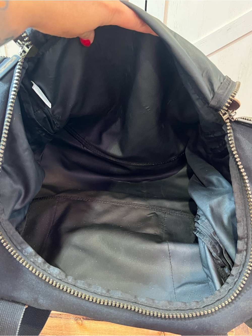 Vintage EDDIE BAUER Carry On Duffel Luggage Bag CanvasLEATHER TRIM 10'L X 16'W - Picture 8 of 9